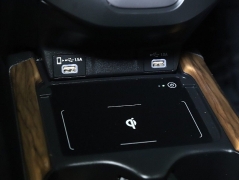Used 2020  Honda CR-V 4d SUV AWD Touring at Drive Now Westlake near Westlake&comma; OH