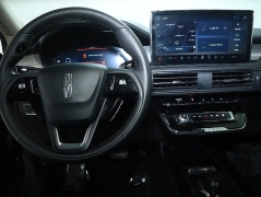 Used 2024  Lincoln Corsair Premiere AWD at Drive Now Westlake near Westlake&comma; OH