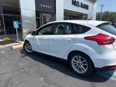 Used 2017 Ford Focus 4d Hatchback SE at Drive Now Westlake near Westlake, OH