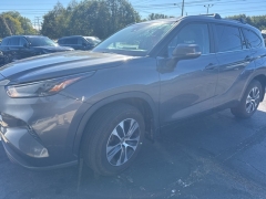 Used 2023 Toyota Highlander L AWD at Drive Now Westlake near Westlake, OH