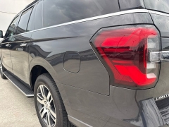 Used 2022  Ford Expedition Max Limited 4x4 at Drive Now Westlake near Westlake&comma; OH