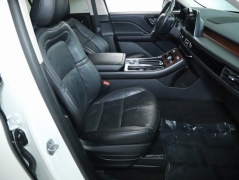 Used 2023  Lincoln Aviator Reserve AWD at DriveNow Mayfield near Mayfield Heights, OH