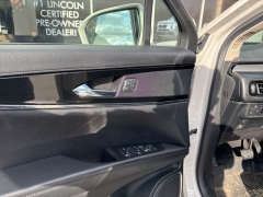 Used 2022  Lincoln Nautilus Reserve AWD at DriveNow Mayfield near Mayfield Heights, OH