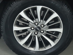 Used 2022  Lincoln Nautilus Standard AWD at DriveNow Mayfield near Mayfield Heights&comma; OH