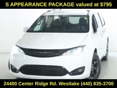 Used 2019  Chrysler Pacifica Limited FWD at DriveNow Mayfield near Mayfield Heights&comma; OH