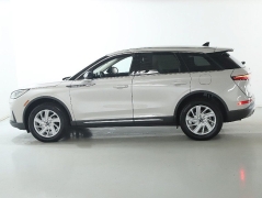 Used 2024  Lincoln Corsair Premiere FWD at Drive Now Westlake near Westlake&comma; OH