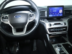 Used 2022  Ford Explorer XLT 4WD at DriveNow Mayfield near Mayfield Heights&comma; OH