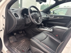Used 2020  INFINITI QX60 LUXE AWD at Drive Now Westlake near Westlake&comma; OH