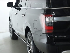 Used 2020  Ford Expedition Max 4d SUV 4WD Platinum at Drive Now Westlake near Westlake, OH