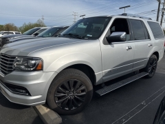 Used 2015 Lincoln Navigator 4d SUV 4WD Reserve at DriveNow Mayfield near Mayfield Heights, OH