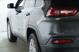 Used 2017 Jeep Cherokee 4d SUV 4WD Latitude I4 at DriveNow Mayfield near Mayfield Heights, OH