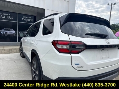 Used 2024  Honda Pilot Elite AWD at DriveNow Mayfield near Mayfield Heights&comma; OH