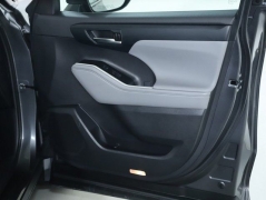 Used 2023  Toyota Highlander L AWD at Drive Now Westlake near Westlake, OH