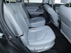 Used 2023  Toyota Highlander L AWD at Drive Now Westlake near Westlake, OH