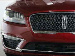 Used 2018 Lincoln MKZ 4d Sedan FWD Premiere at Drive Now Westlake near Westlake, OH