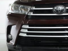 Used 2018 Toyota Highlander V6 AWD (Natl) at Drive Now Westlake near Westlake, OH