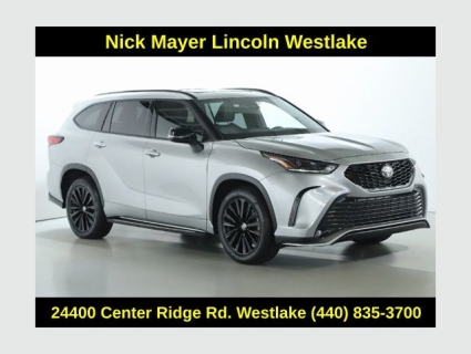 2023 Toyota Highlander XSE's photo