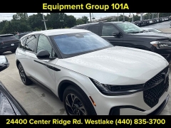 Used 2024  Lincoln Nautilus Premiere AWD at DriveNow Mayfield near Mayfield Heights&comma; OH