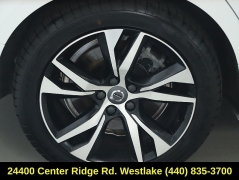 Used 2022  Volvo S60 Recharge T8 eAWD PHEV at DriveNow Mayfield near Mayfield Heights&comma; OH