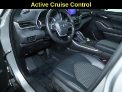 Used 2023  Toyota Highlander XSE FWD at DriveNow Mayfield near Mayfield Heights, OH