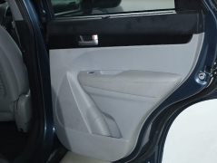 Used 2015  Kia Sorento 4d SUV FWD LX at Drive Now Westlake near Westlake&comma; OH