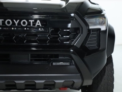 Used 2025 Toyota Tacoma Hybrid 4WD TRD Pro Double Cab 5ft Bed AT at Drive Now Westlake near Westlake, OH