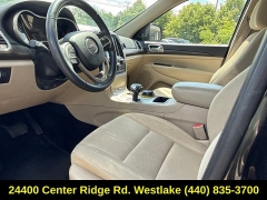Used 2014  Jeep Grand Cherokee 4WD 4dr Laredo at Drive Now Westlake near Westlake&comma; OH
