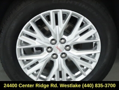 Used 2024  GMC Acadia FWD 4dr Elevation at DriveNow Mayfield near Mayfield Heights&comma; OH