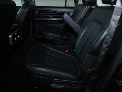 Used 2020  Ford Expedition Max 4d SUV 4WD Platinum at Drive Now Westlake near Westlake, OH