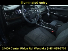 Used 2017  Toyota Camry Auto &lpar;Natl&rpar; at Drive Now Westlake near Westlake&comma; OH