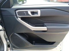 Used 2023  Ford Explorer XLT 4WD at Drive Now Westlake near Westlake&comma; OH