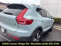 Used 2019  Volvo XC40 4d SUV AWD T5 Momentum at DriveNow Mayfield near Mayfield Heights&comma; OH