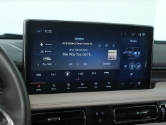 Used 2023  Lincoln Nautilus Reserve AWD at DriveNow Mayfield near Mayfield Heights&comma; OH