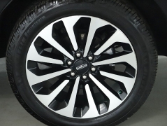 Used 2022  Lincoln Navigator Reserve 4x4 at Drive Now Westlake near Westlake&comma; OH