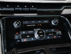 Used 2022  Lincoln Navigator Standard 4x4 at Drive Now Westlake near Westlake, OH