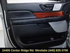 Used 2019  Lincoln Navigator 4d SUV 4WD Reserve at Drive Now Westlake near Westlake&comma; OH