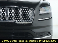 Used 2022  Lincoln Nautilus Reserve AWD at DriveNow Mayfield near Mayfield Heights&comma; OH