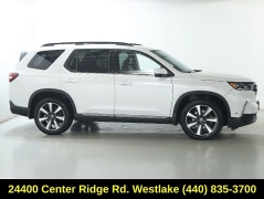 Used 2024  Honda Pilot Elite AWD at Drive Now Westlake near Westlake&comma; OH