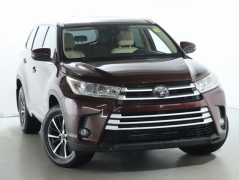 Used 2018 Toyota Highlander V6 AWD (Natl) at Drive Now Westlake near Westlake, OH