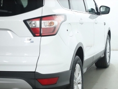 Used 2018  Ford Escape SE 4WD at Drive Now Westlake near Westlake&comma; OH