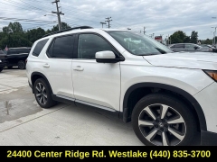 Used 2024  Honda Pilot Elite AWD at DriveNow Mayfield near Mayfield Heights&comma; OH
