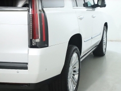 Used 2020  Cadillac Escalade 4d SUV 4WD Platinum at Drive Now Westlake near Westlake&comma; OH