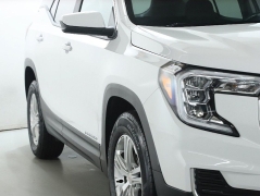 Used 2024  GMC Terrain AWD 4dr SLE at Drive Now Westlake near Westlake&comma; OH