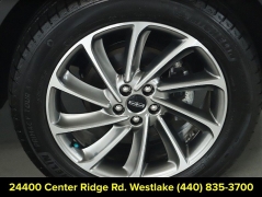 Used 2024  Lincoln Corsair Premiere AWD at Drive Now Westlake near Westlake&comma; OH