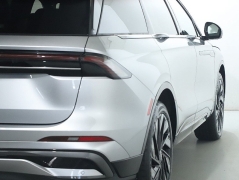 Used 2025  Lincoln Nautilus Reserve AWD at DriveNow Mayfield near Mayfield Heights&comma; OH