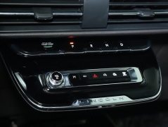 Used 2023  Lincoln Corsair Standard AWD at DriveNow Mayfield near Mayfield Heights&comma; OH