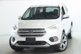 Used 2019 Ford Escape 4d SUV 4WD Titanium at Drive Now Westlake near Westlake, OH