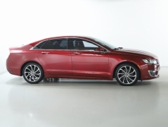Used 2018 Lincoln MKZ 4d Sedan FWD Premiere at Drive Now Westlake near Westlake, OH