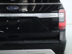 Used 2020  Ford Expedition Max 4d SUV 4WD Platinum at Drive Now Westlake near Westlake, OH