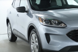 Used 2022 Ford Escape SE FWD at DriveNow Mayfield near Mayfield Heights, OH